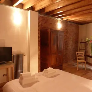 L'auberge De L'éclipse Bruxelles